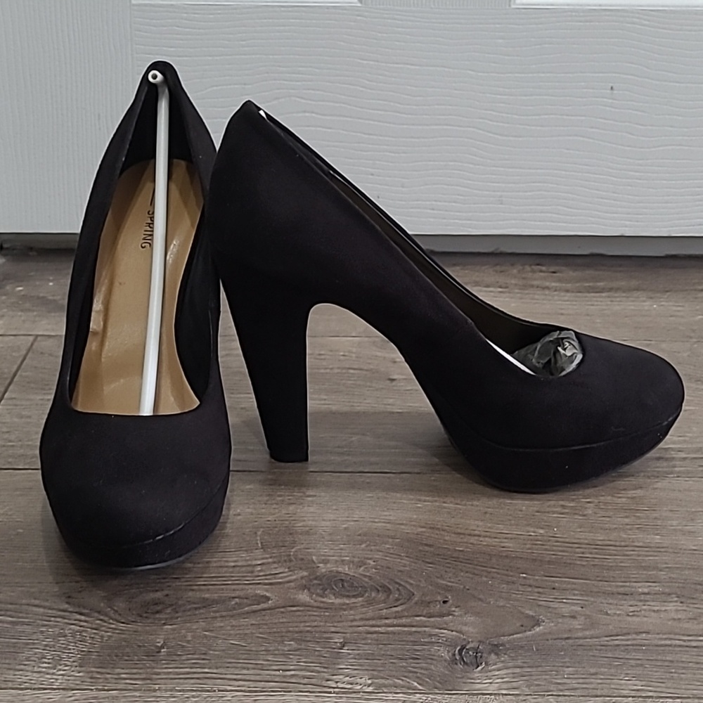 Suede Pumps - image 1